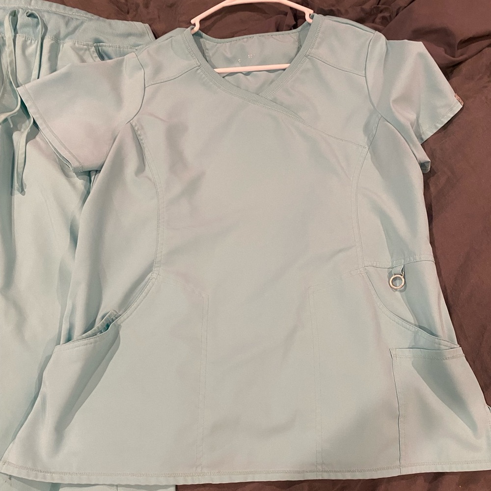 2 pair Cherokee infinity scrubs size large womens